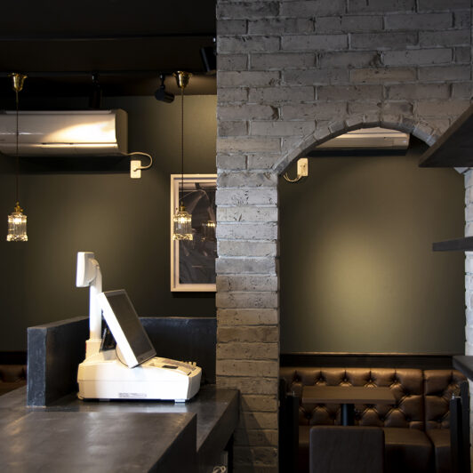 【店舗リノベーション】 イートインスペース設置で新たに生まれ変わったパン屋さん